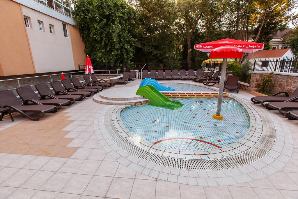Hotel Nufarul Băile Felix Dış mekan fotoğraf